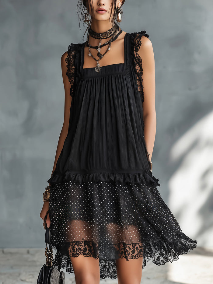 Pauline | Robe Mini Transparente à Pois, Volants et Bordure en Dentelle Noire