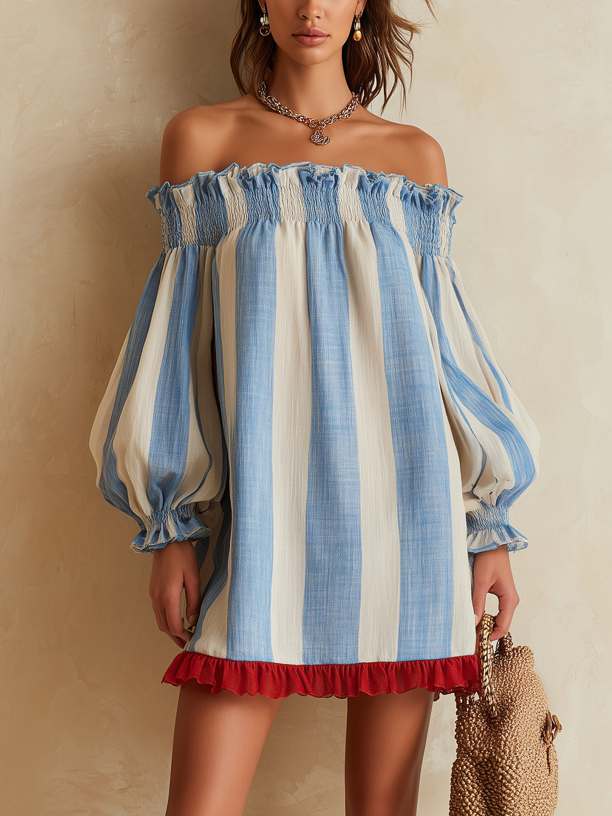 Ondine | Mini Robe Rayée Bleu et Blanc à Épaules Dénudées et Ourlet Contrasté
