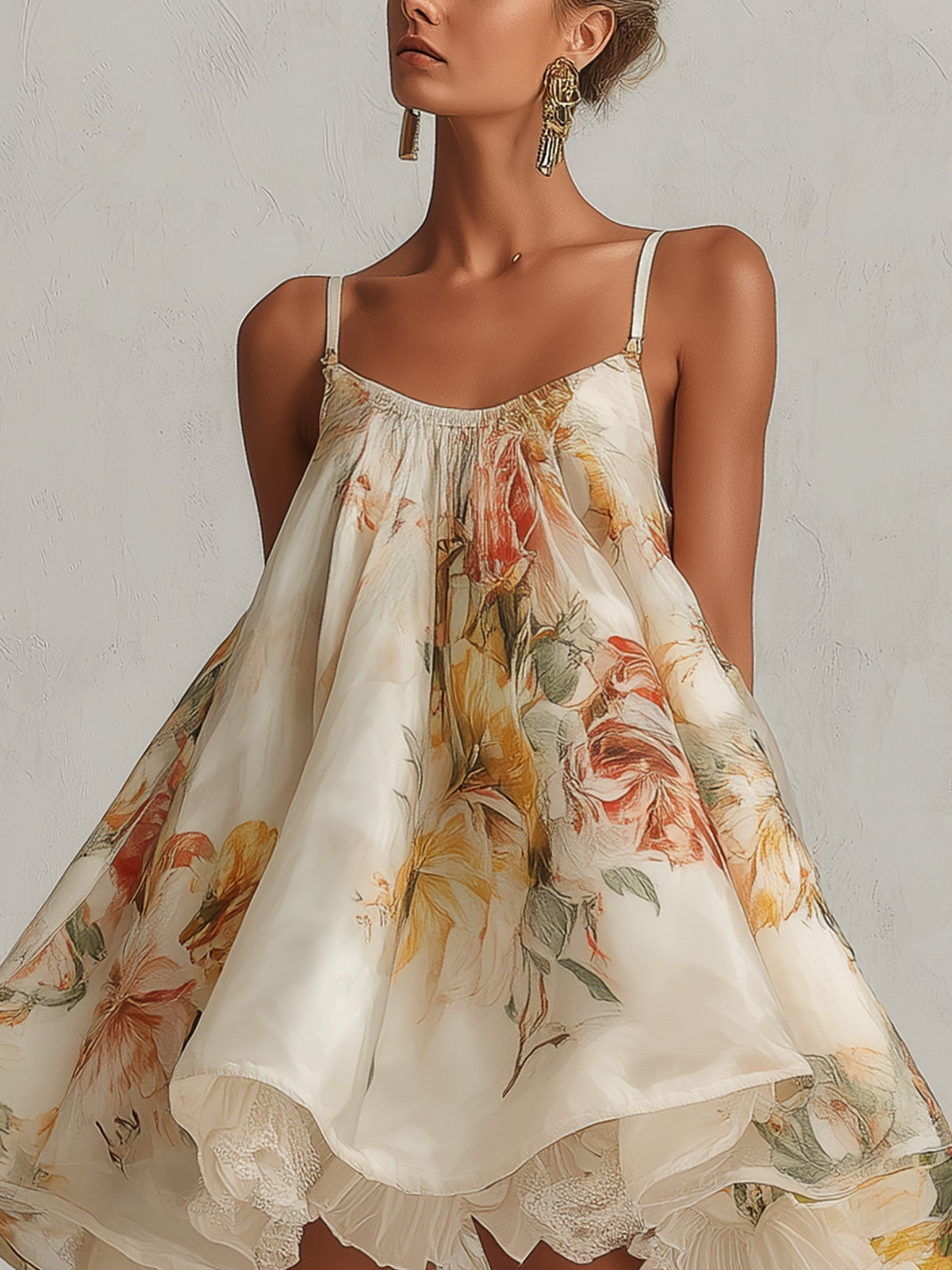 Blanche | Robe Mini Trapèze en Organza Fleurie Beige à Bordure en Dentelle