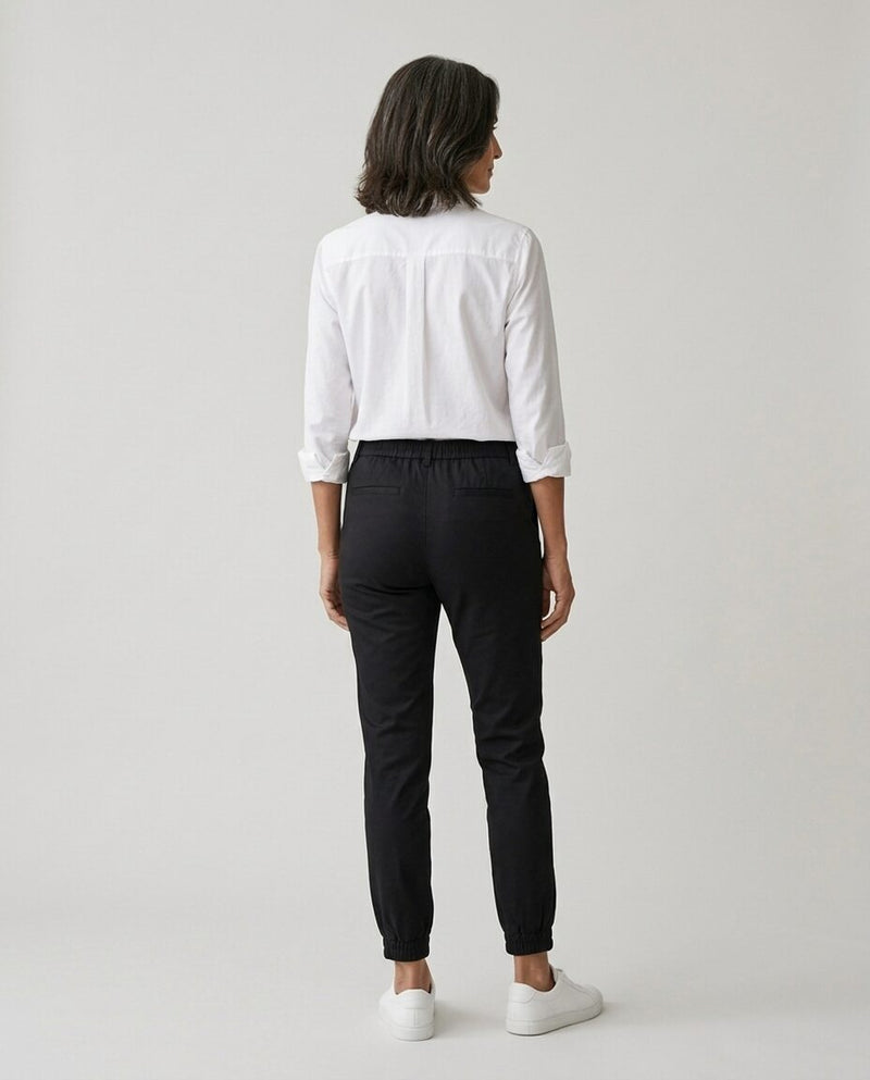 Renata | Pantalone con Polsino alla Caviglia, colore nero, vista posteriore